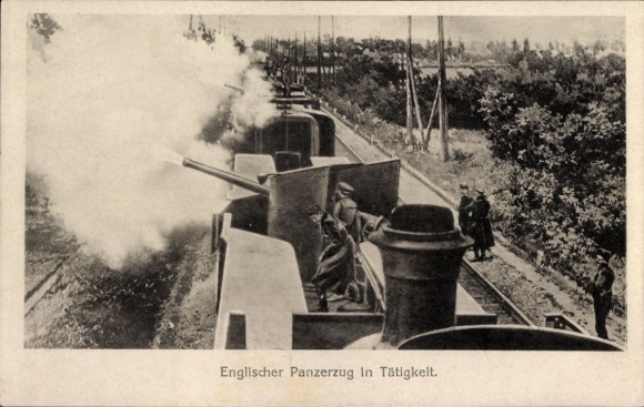 Ak Englischer Panzerzug in Tätigkeit, Feuernde Geschütze