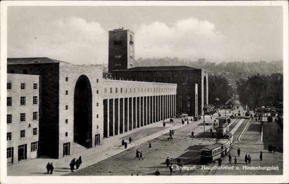 Ak Stuttgart, Blick auf den Hauptbahnhof und Hindenburgplatz, Straßenbahnen