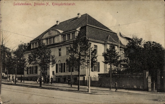 Postcard Dresden Neustadt, Soldiers' Home, Königsbrückerstraße