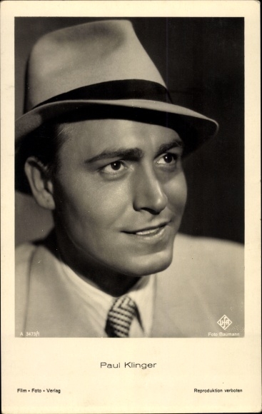 Postcard Actor Paul Klinger, UFA Film A 3473 1, hat, tie