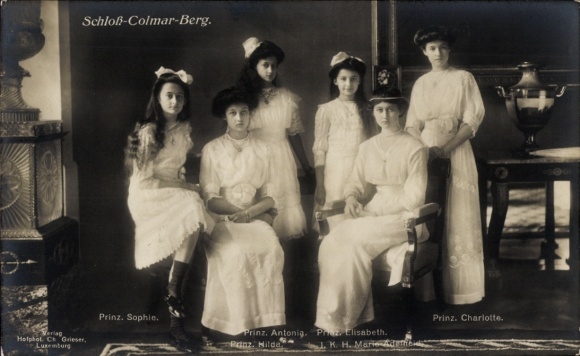Ak Castle Colmar Berg, Prinses Maria Adelheid van Luxemburg, Hilda, Sophie, Antonia, Charlotte
