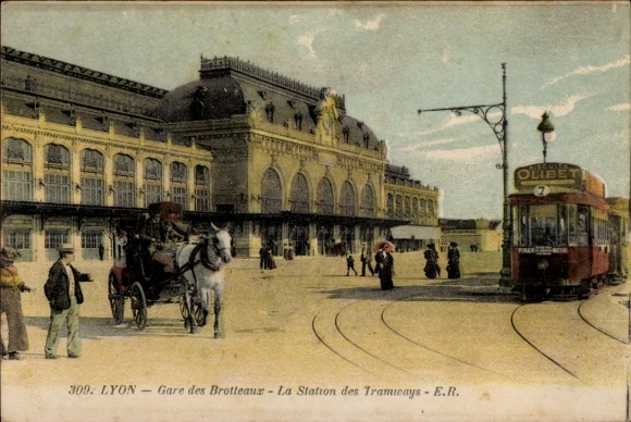 Postcard Lyon Rhône, Brotteaux station, tram stop