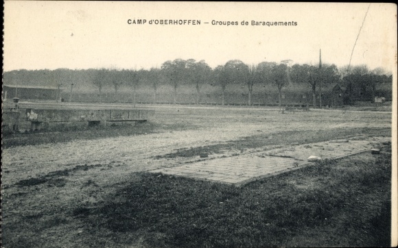 Postcard Oberhoffen sur Moder Oberhofen Alsace Bas Rhin, training ground, camp, barracks