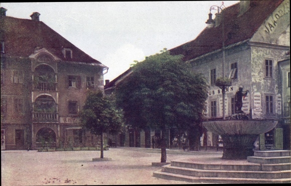 Postcard Sankt Veit an der Glan Carinthia, square with fountain