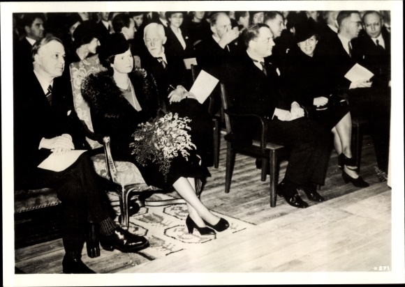 Photo Hoffmann, H., Inauguration of the German School in Stockholm, Oct. 1941