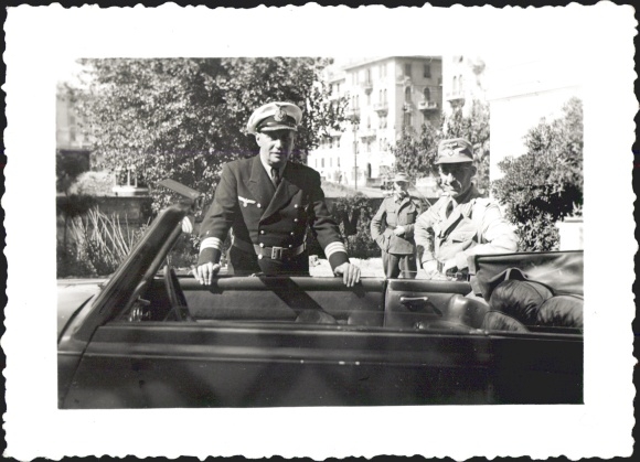 Photo Genda Croatia, The Führer speaks, Captain Meyhoff, Kriegsmarine, Automobile, 1944