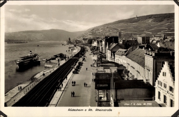 Postcard Rüdesheim am Rhein, Rheinstraße, steamer, pier