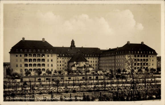 Postcard Berlin Tempelhof, St. Josefskrankenhaus, Deutscher Ring