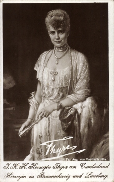 Postcard Thyra of Denmark, Duchess of Brunswick and Lüneburg, Princess of Great Britain