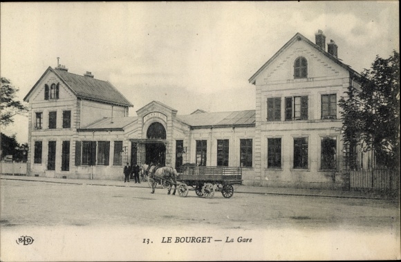 Ak Le Bourget Seine Saint Denis, La Gare