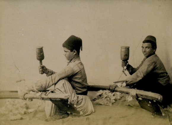 Photo circa 1890, Jules Lind, Smyrna Izmir Türkiye, Turkish Spinner, Spindle