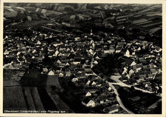 Postcard Obernbreit in Lower Franconia, aerial view of Lower Franconia, many houses, rural surroundings