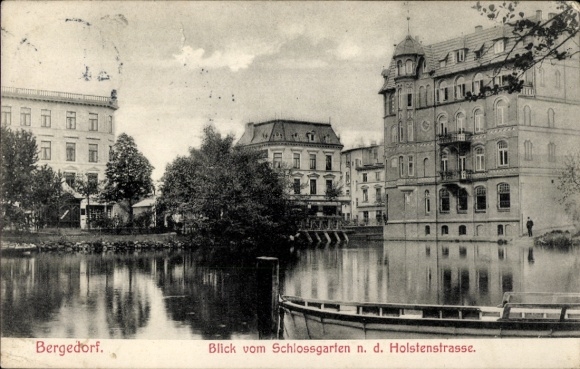 Postcard Hamburg Bergedorf, Holstenstraße, view from the castle garden