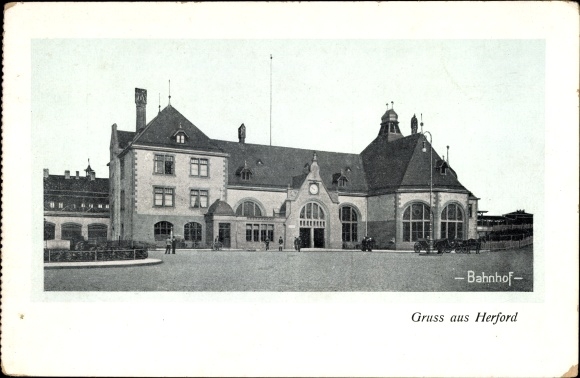 Ak Herford in Nordrhein Westfalen, Blick auf den Bahnhof