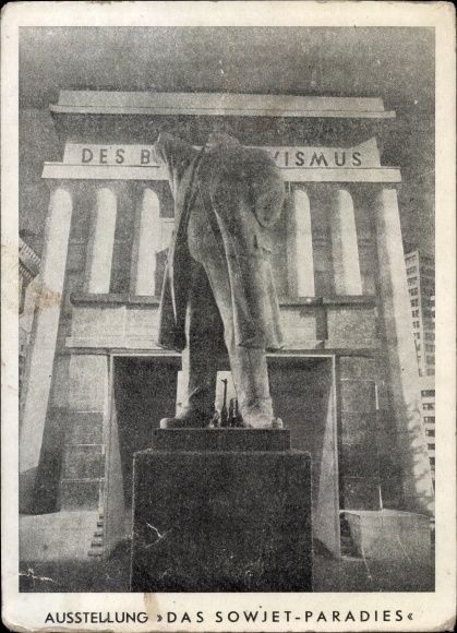 Ansichtkaart Berlin Mitte, tentoonstelling The Soviet Paradise, Lustgarten, 9 mei - 21 juni 1942, Lenin Monument