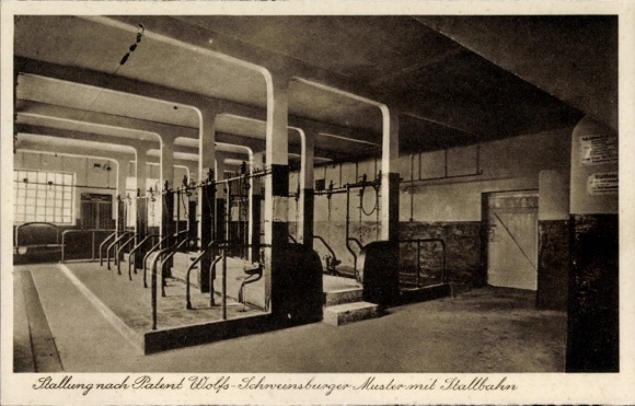 Postcard Rünthe Bergkamen in Westphalia, stables according to the Wolfs-Schweinsburger patent, stable track