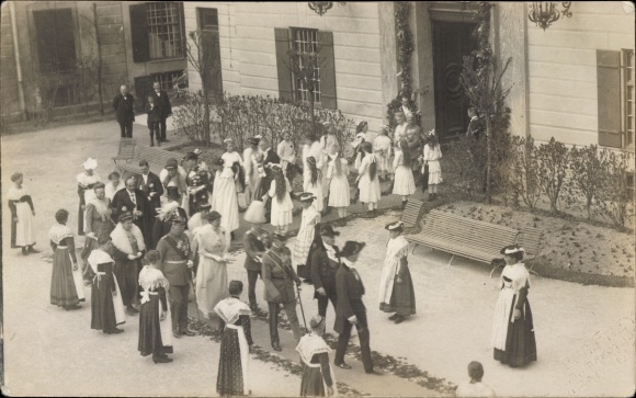Photo PC Ernst Heinrich, wedding, bridal couple with parents, nobility Saxony and Sigmaringen