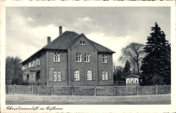 Postcard Gifhorn in Lower Saxony, The Christineninstitut seen from the outside