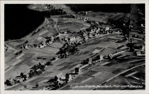 Ak Haselbach bij Altenburg Thüringen, zomerresort Haselbach/Thür vanuit het vliegtuig