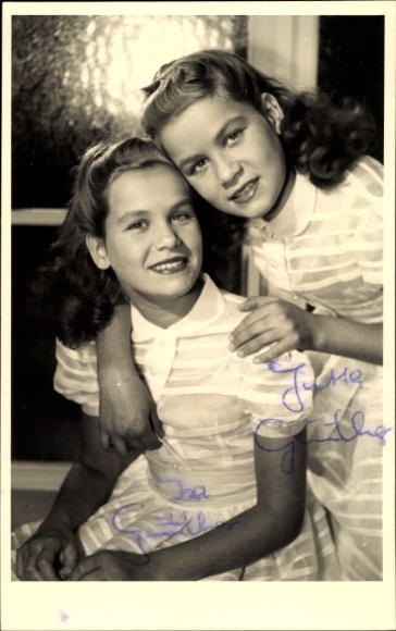 Postcard actresses Isa and Jutta Günther, portrait, autograph