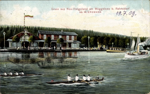 Postcard Berlin Köpenick Rahnsdorf, Neu Helgoland, Mügelsee, rowers