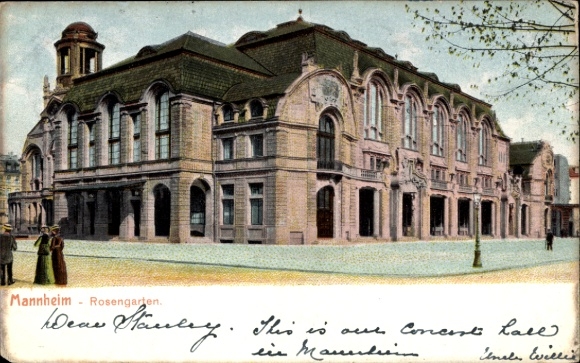 Postcard Mannheim in Baden, Mannheim Rosengarten, concert hall, people in the foreground