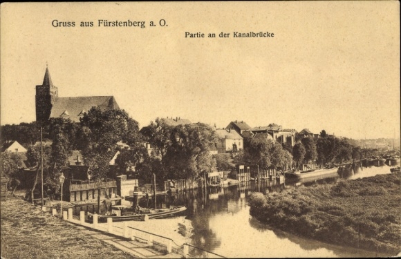 Postcard Fürstenberg an der Oder Eisenhüttenstadt in Brandenburg, canal bridge, church