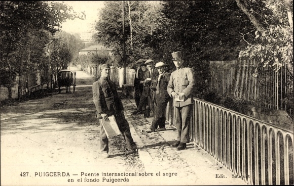 KP Puigcerda Catalonia, Puente internacional sobre el Segre en el fondo Puigcerda