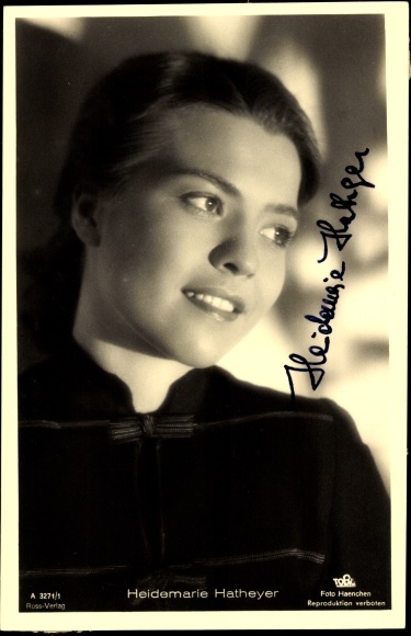 Postcard actress Heidemarie Hatheyer, portrait, autograph