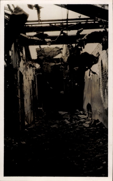 Foto Berlin Schöneberg, Theater, Nürnberger Straße, Kriegszerstörung 2. WK, Detail, Trümmer