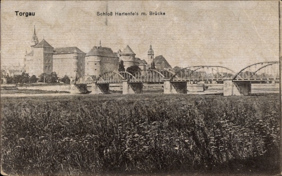 Ak Torgau an der Elbe, Schloss Harfenfels, Brücke,  Architektur, Flusslandschaft