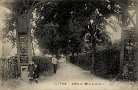 Postcard Achères Yvelines, entrance to the Hôtel de la Gare