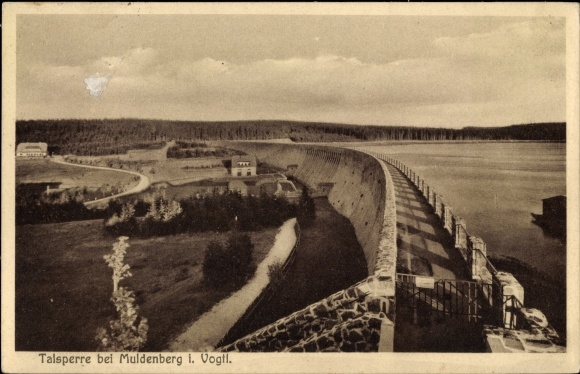 Postcard Muldenberg Grünbach in Vogtland Saxony, lot at the dam, barrier wall