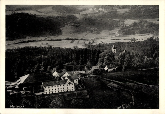 Siegsdorf in Opper-Beieren, klooster Maria Eck, luchtfoto