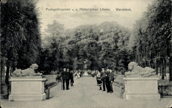 Ak Hamburg Wandsbek, Puvogelbrunnen und die Historischen Löwen