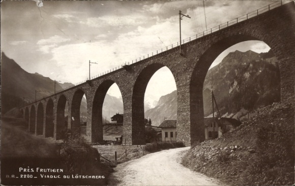 Postcard Frutigen Kt. Bern Switzerland, Viaduc du Lötschberg, Lötschberg Railway, railway viaduct