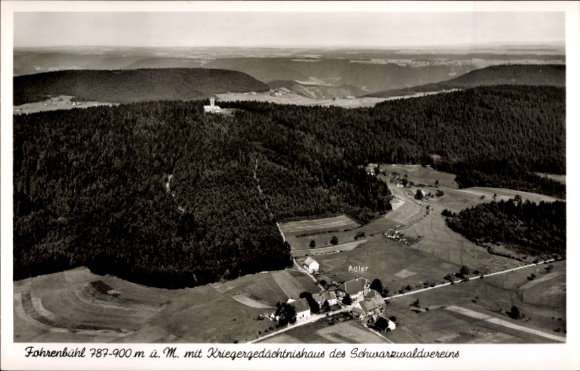 Ak Fohrenbühl Lauterbach im Schwarzwald, Fliegeraufnahme, Kriegergedächtnishaus