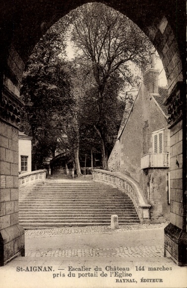 CPA Saint Aignan sur Cher Loir et Cher, Escalier du Château