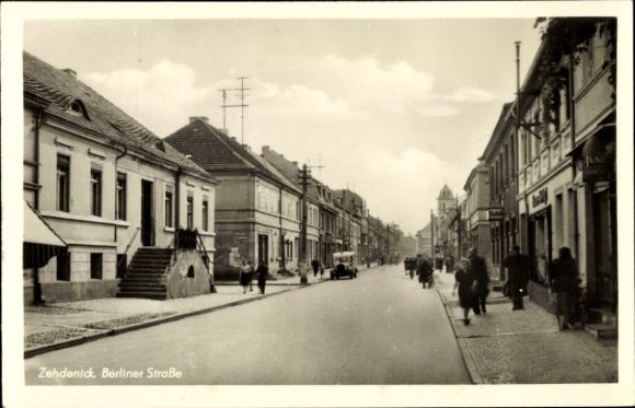 Postcard Zehdenick in Brandenburg, view into Berliner Straße, local section