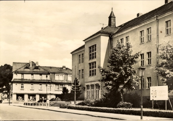 Ak Berga an der Weißen Elster Thüringen, Bahnhofstraße