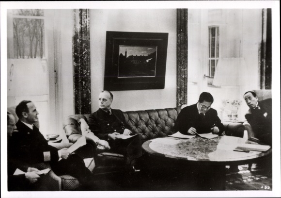 Photo Hoffmann, Von Ribbentrop, Italian Ambassador Alfieri, Japan. Ambassador Oshima, 1942