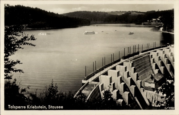 Ak Kriebstein Mittelsachsen, Talsperre aus der Vogelschau, Staubecken