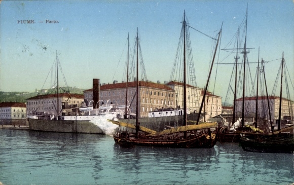 KP Rijeka Fiume Croatia, Port