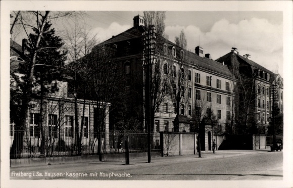 Ak Freiberg in Sachsen, Hausenkaserne, Hauptwache