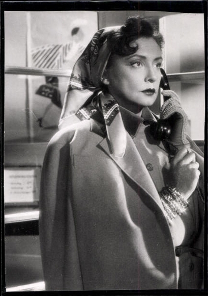 99 press photos Zarah Leander, portraits and film scenes