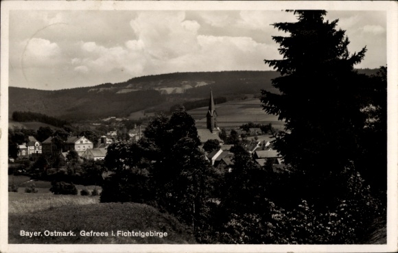 Postcard Gefrees in the Fichtelgebirge Upper Franconia, village view, church, spruce forest, hills, clouds