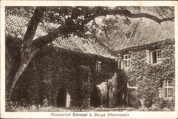 Ak Börstel Berge in Niedersachsen, Blick in den Klosterhof, Stadtansicht