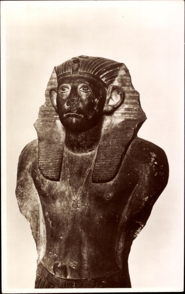 KP Egypt, ciemny granitowy posąg króla Senusereta III