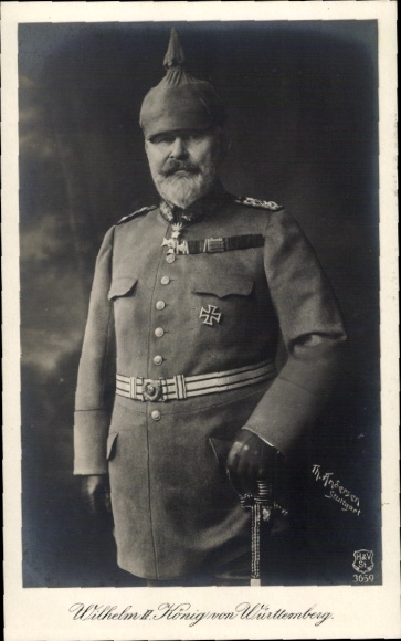 Postcard Wilhelm II, King of Württemberg, portrait in uniform