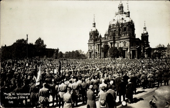 Foto Ak Berlin, Stahlhelmtag 1927, Menschenansammlung